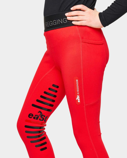 eaSt REGGINGS R1 Kinder Signature Red - Nahaufnahme beidseitige Handytasche
