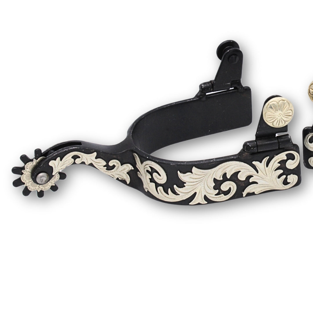 Schwarze Westernsporen mit graviertem Overlay auf Sporen und Rädchen, Rädchensporen