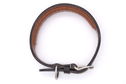 Hundehalsband aus Echtleder weich unterlegt, schwarz, mit heller Verzierung,